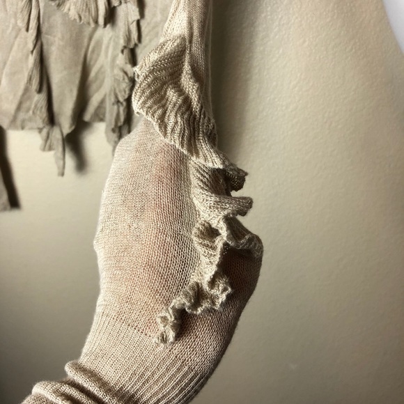 Wildfox II Ruffle Camilla Sweater NWT - Picture 3 of 7